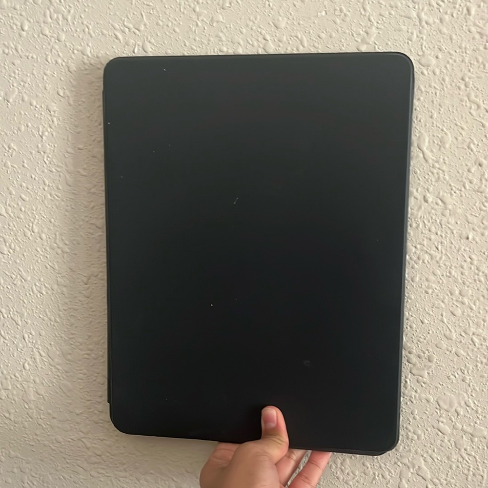 iPad Pro 3rd gen keyboard case